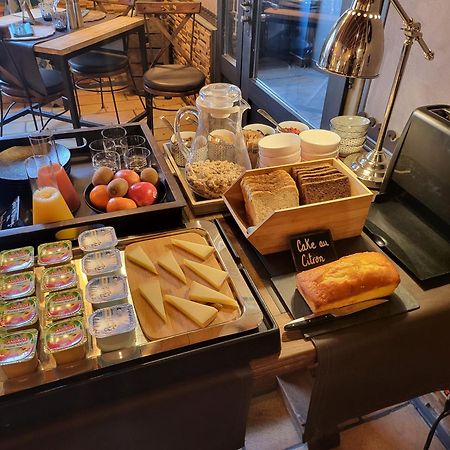 L' Oustaloun Hotel มูสซาน-เลส์-อัลพีล์ส ภายนอก รูปภาพ