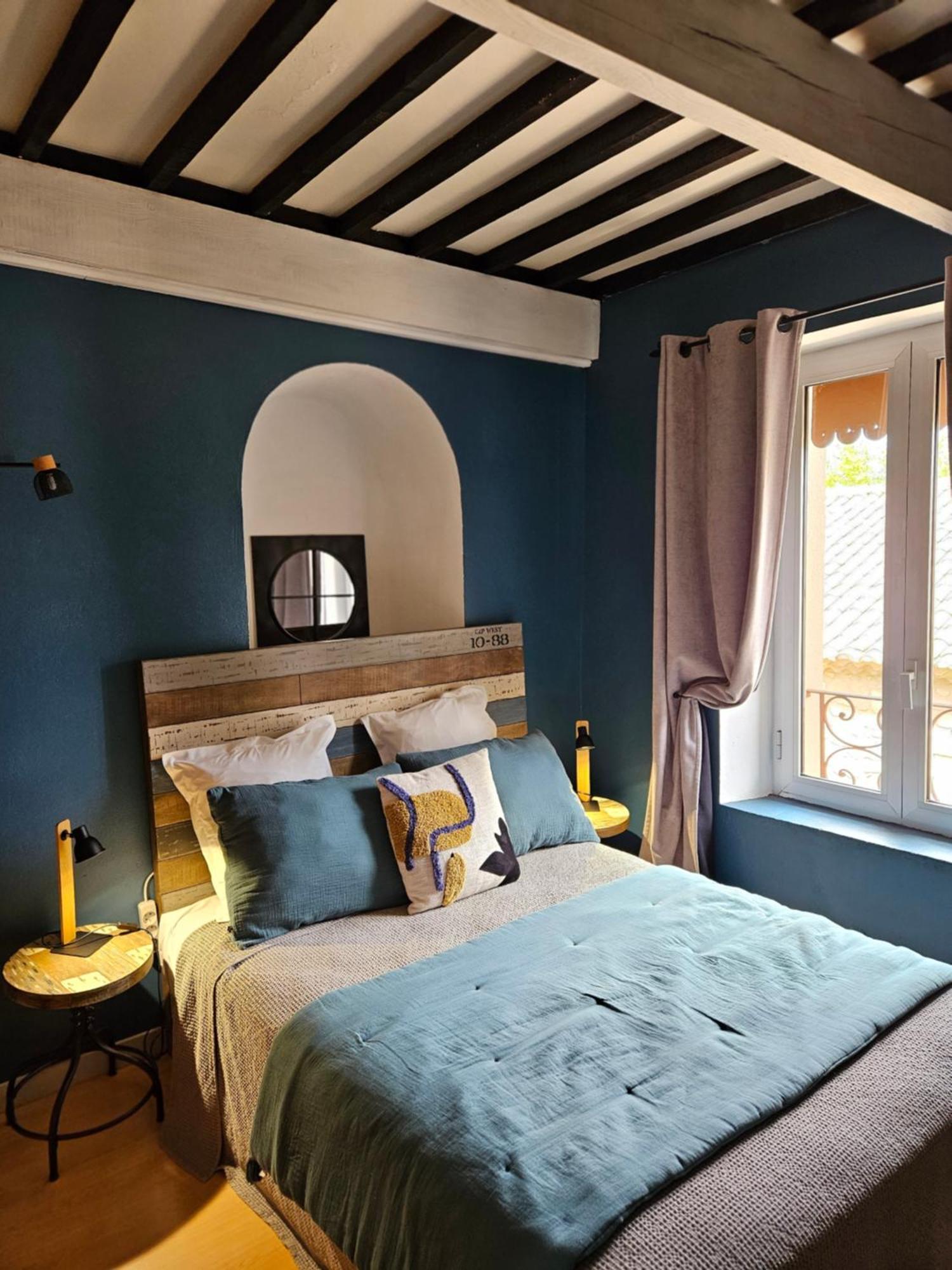 L' Oustaloun Hotel มูสซาน-เลส์-อัลพีล์ส ภายนอก รูปภาพ